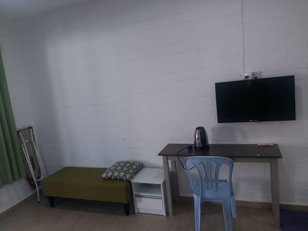 D Lima Beach Inn Pantai Cenang  Eksteriør bilde